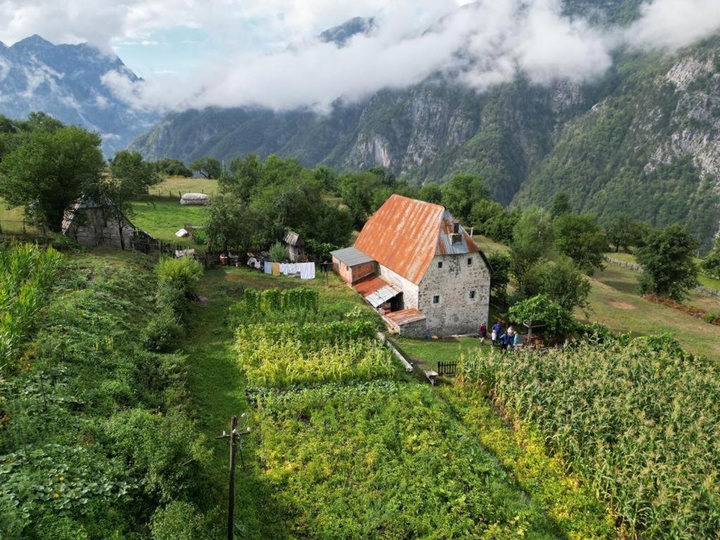 Marash Rrgalla Guesthouse Theth Εξωτερικό φωτογραφία