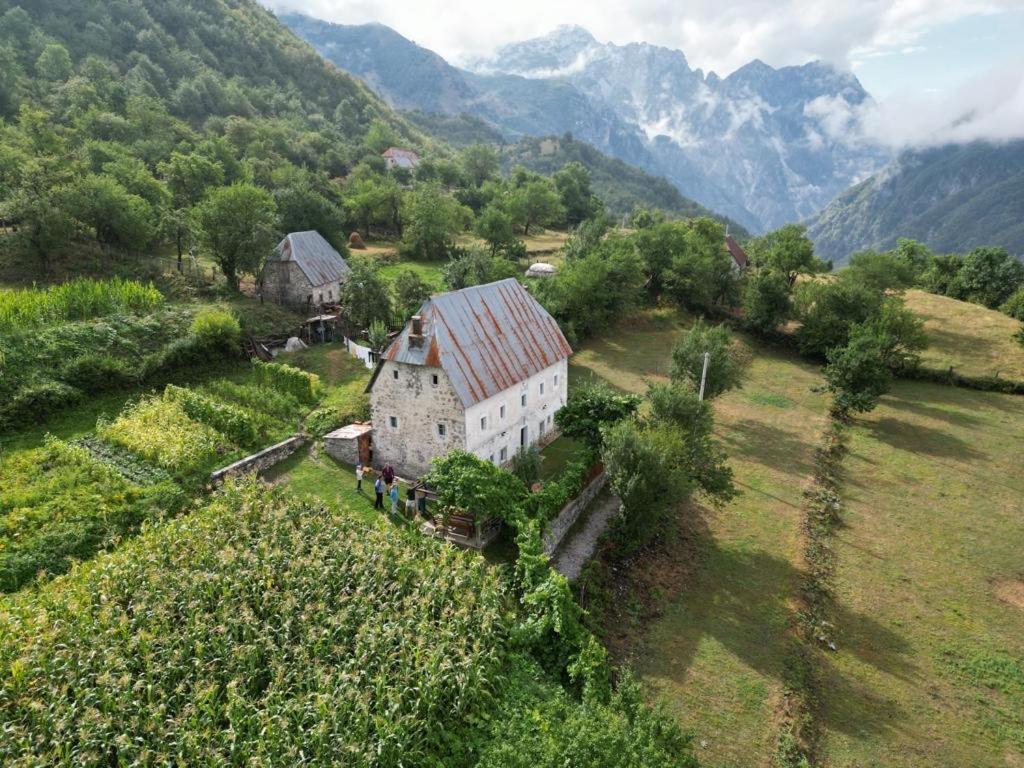 Marash Rrgalla Guesthouse Theth Εξωτερικό φωτογραφία